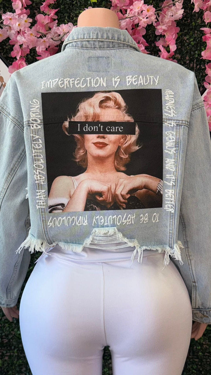I DON´T CARE CROP DENIM JACKET