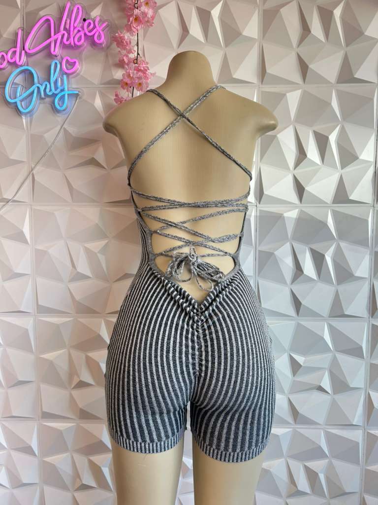 Knit Criss-Cross Bodycon Shorts Set