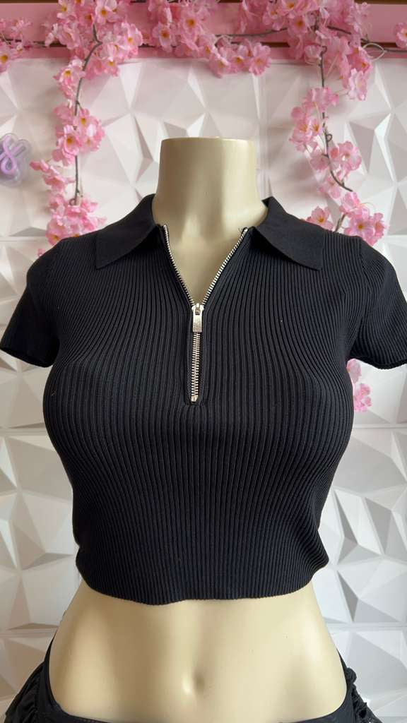 '90s Knit Collar Top