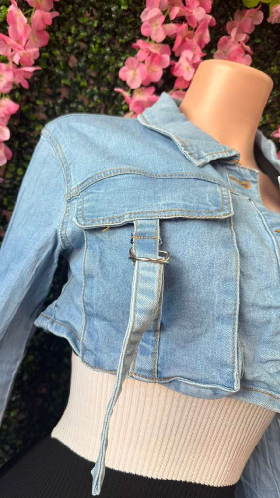 Waist-Defining Denim Crop