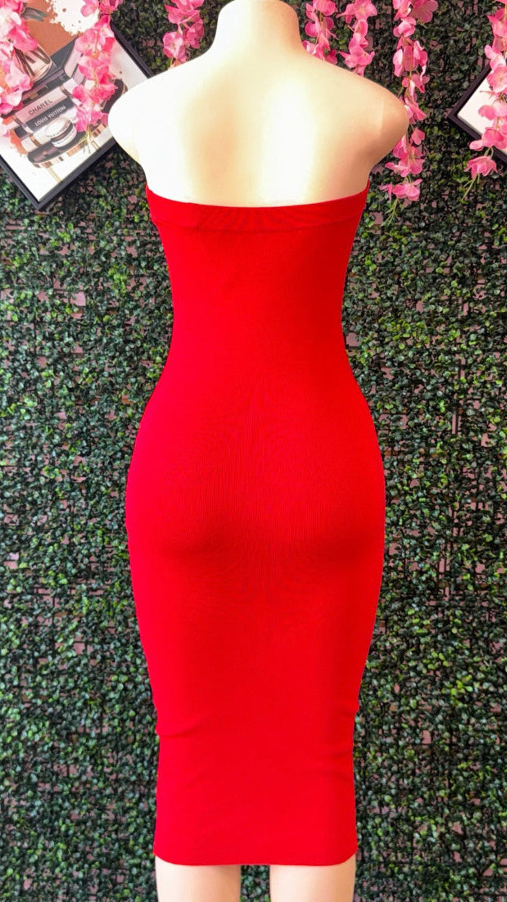 RED STRAPLESS BODYCON MIDI DRESS