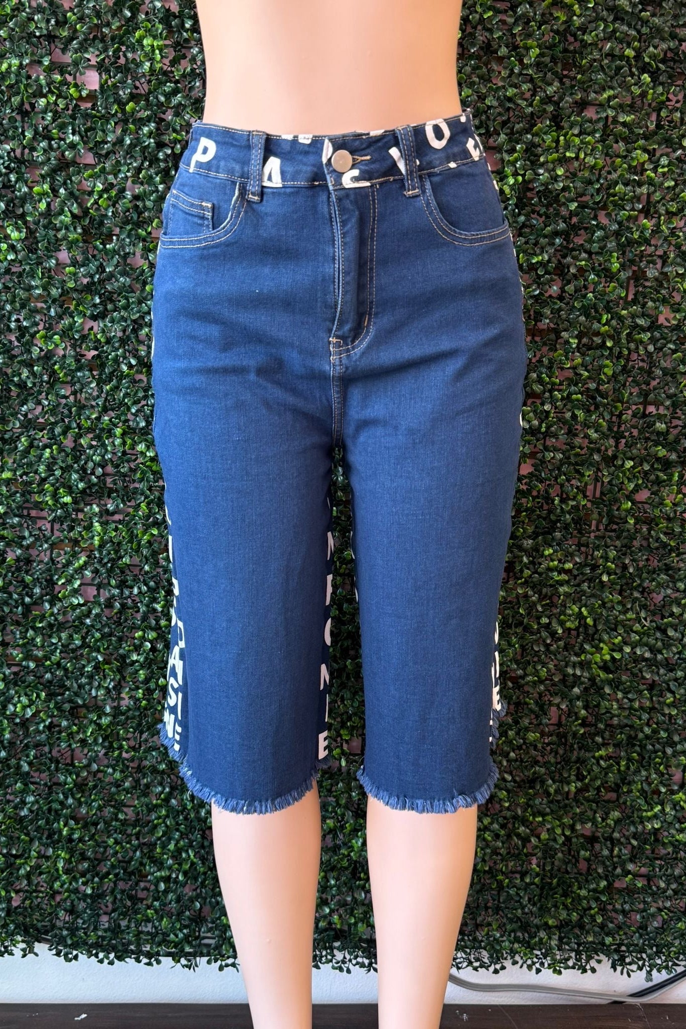 PRINTED DENIM BERMUDA SHORTS