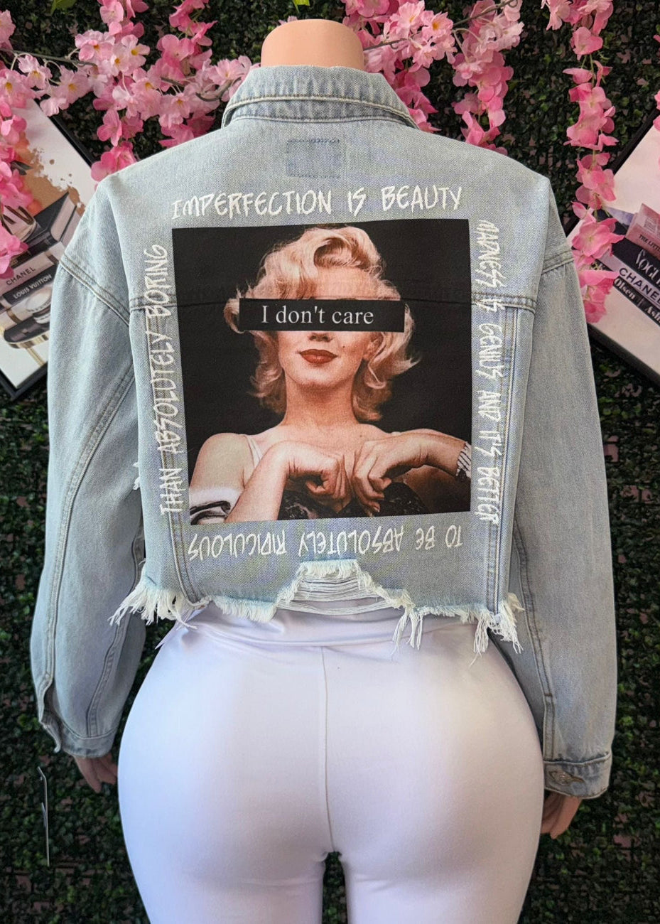 I DON´T CARE CROP DENIM JACKET