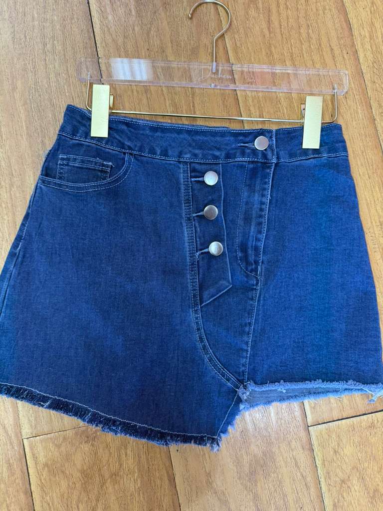 Edgy Light Wash Mini