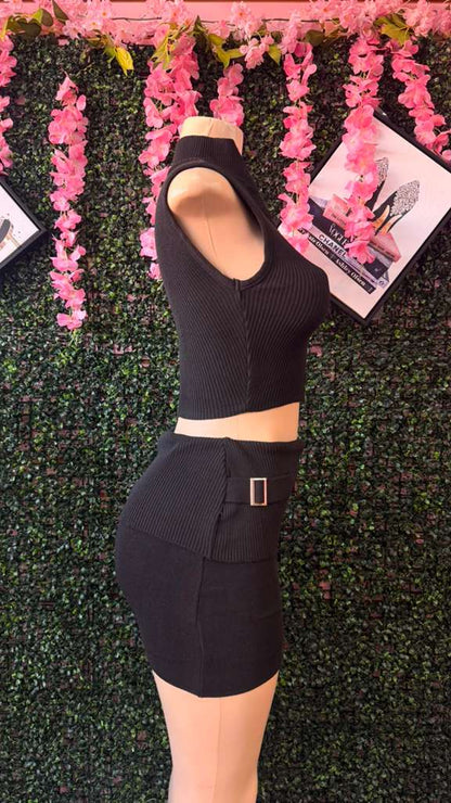 Off-Duty Ribbed Skirt Set
