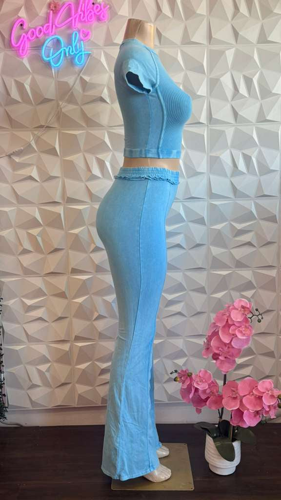 Electric Sky Ribbed Flare Set