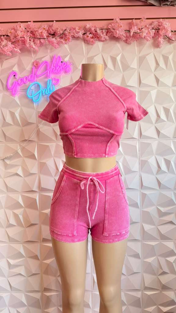 Barbiecore Mineral Set