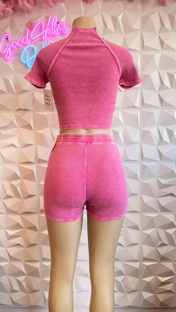 Barbiecore Mineral Set