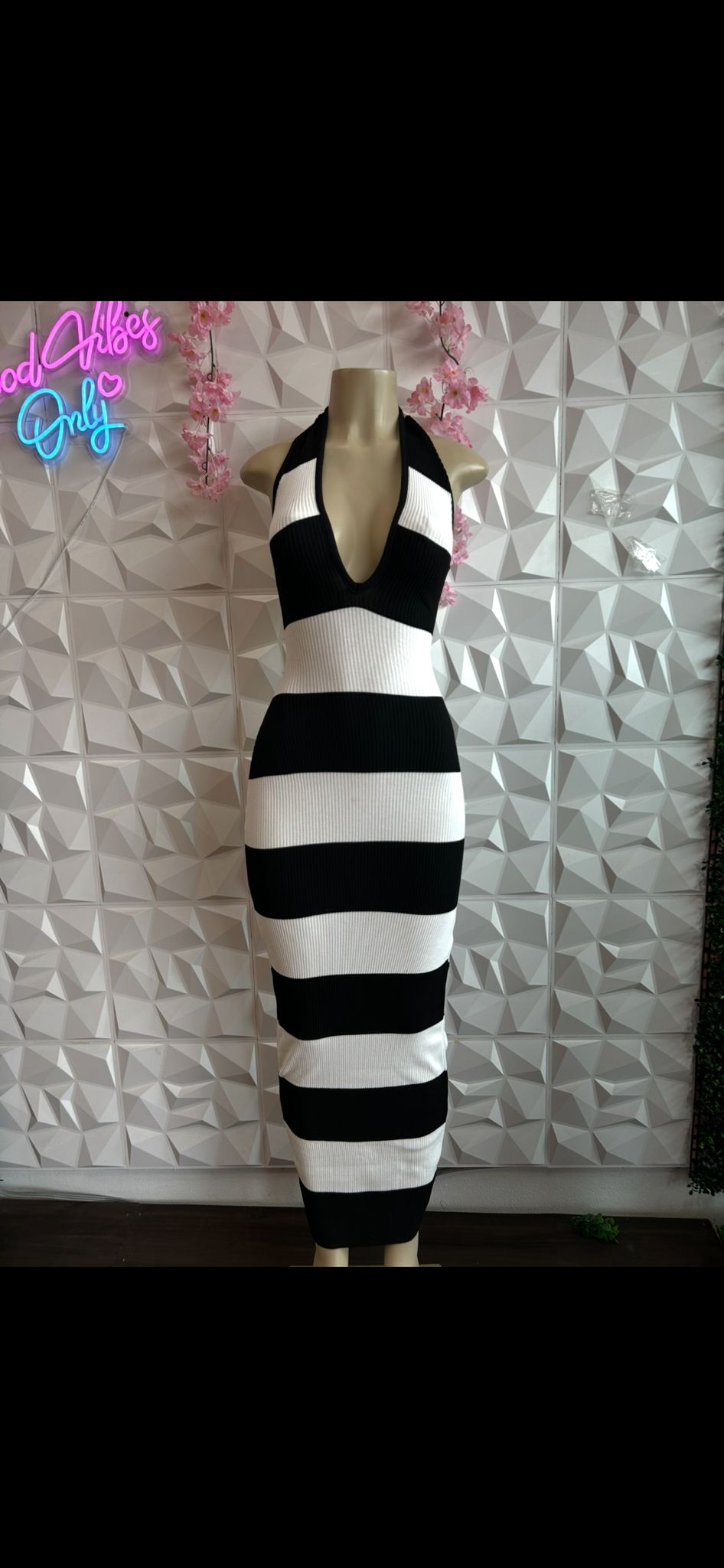 The Candy Stripe Halter Mid (4 colors)